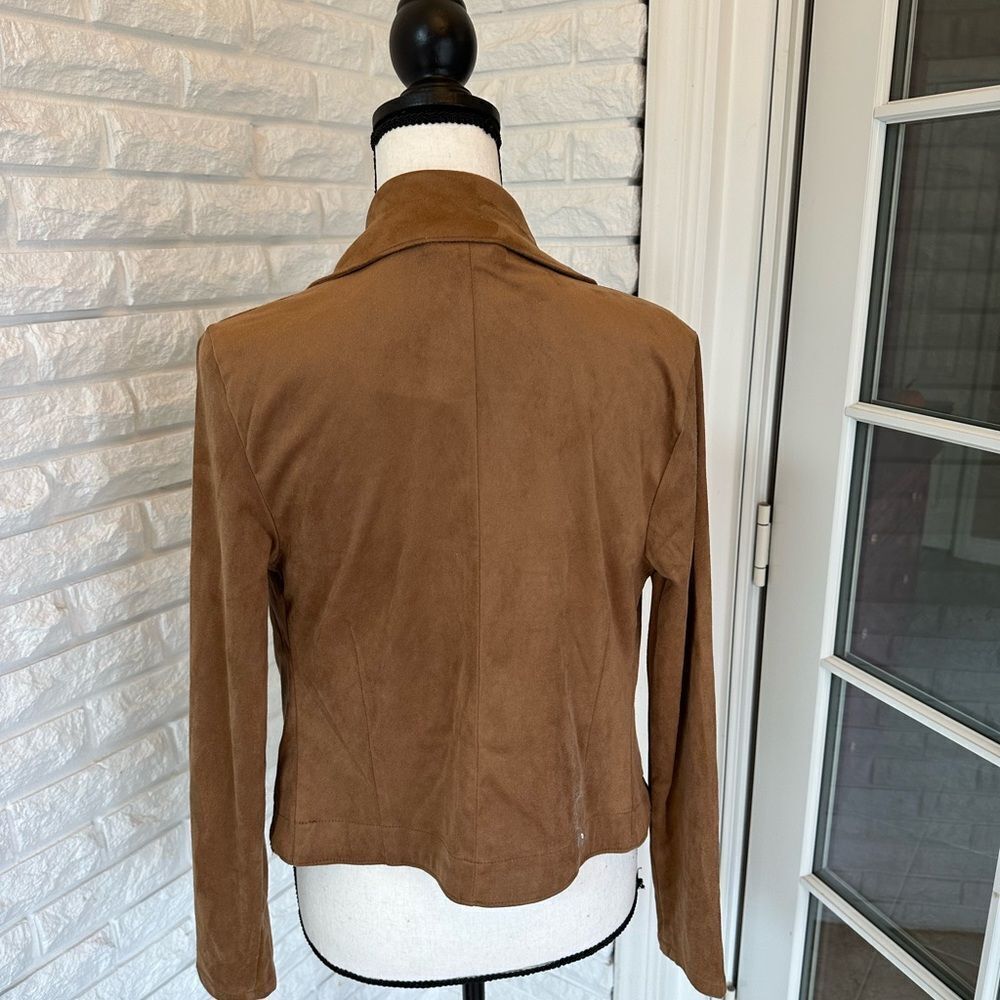 Accent Jacket - Picture 4 of 7